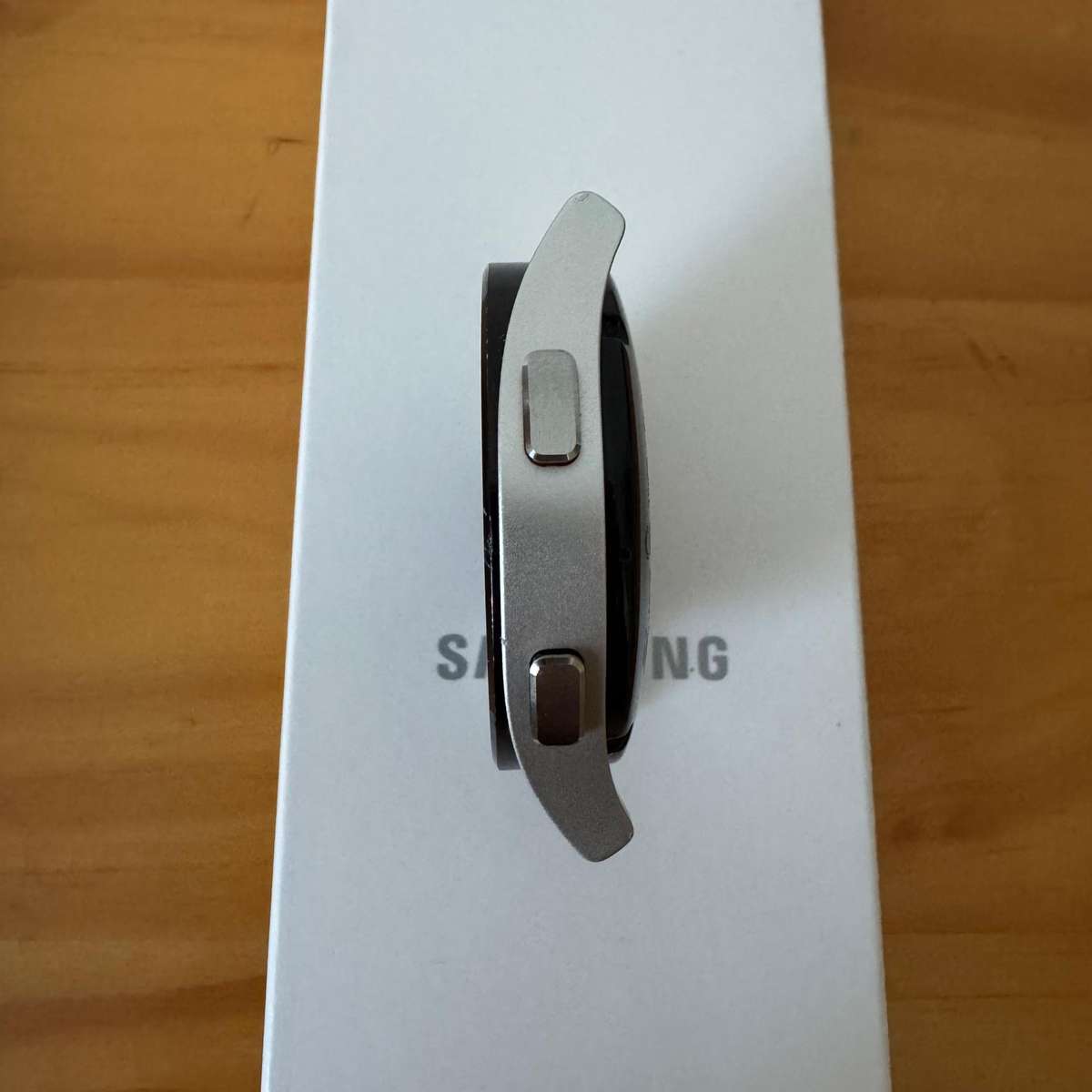 MEGA BUNDLE | Samsung Watch 4 + Extras | Silver