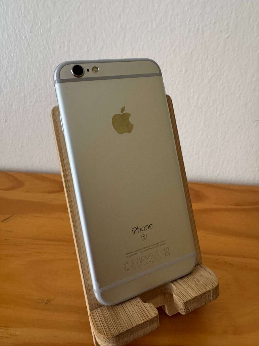 Apple iPhone 6s | 16GB | Box + Extras