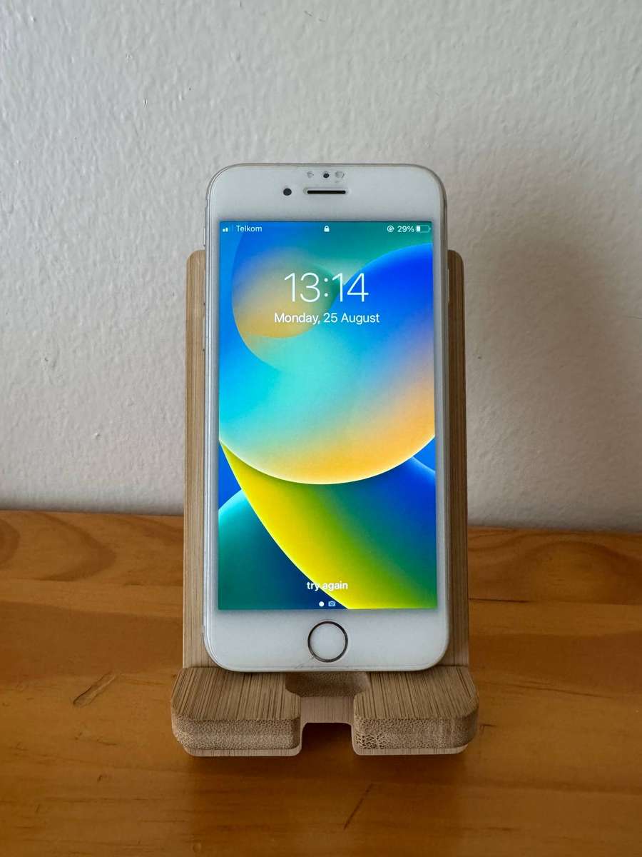 Apple iPhone 6s | 16GB | Box + Extras