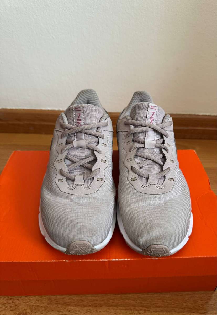 Nike Womens Legend Essential 2 | Platinum Violet