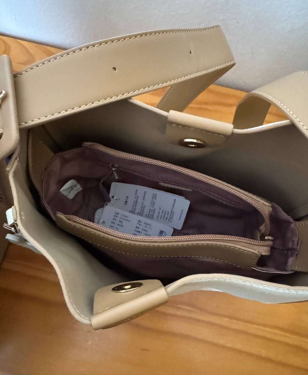 V&V Colourblock Shoulder/Crossbody Bag