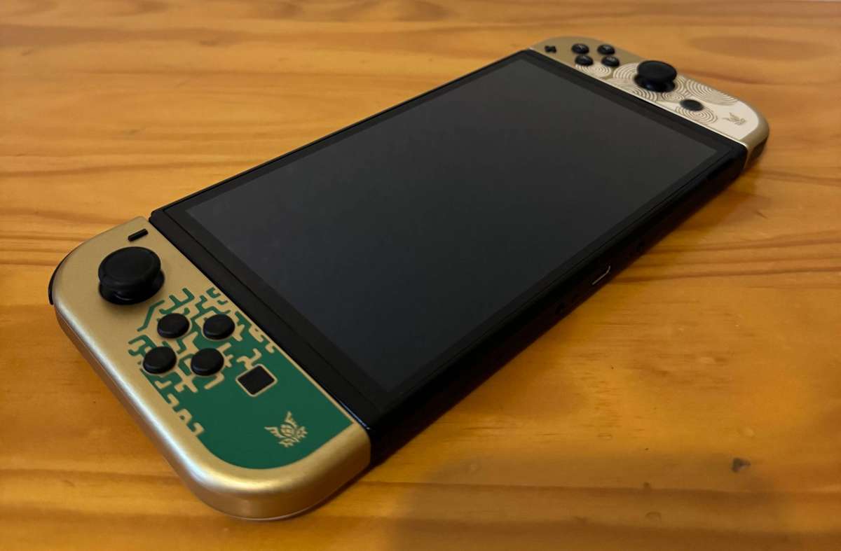 Nintendo Switch OLED Special Zelda Edition