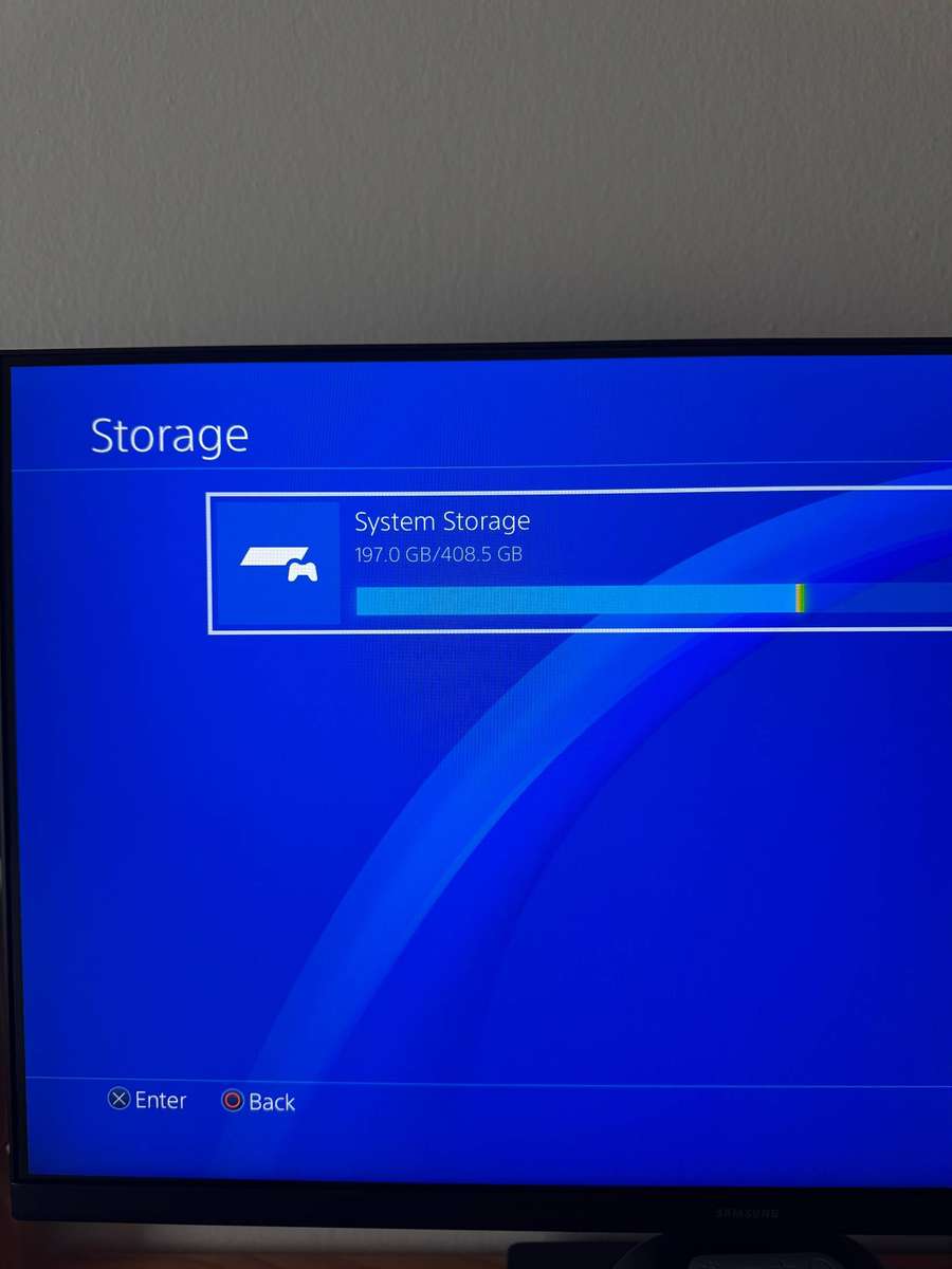PlayStation 4 Slim LATE ENTRY