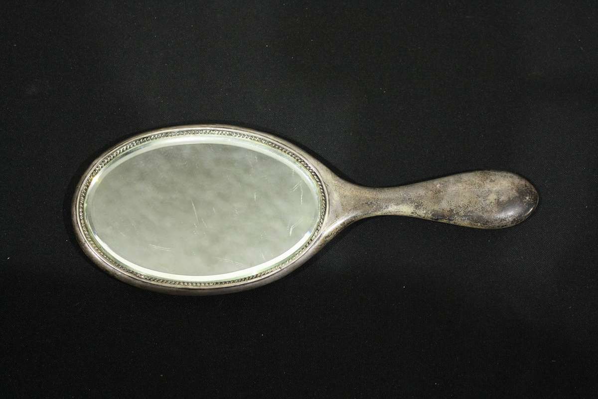 Vintage .925 sterling silver handheld mirror 235g