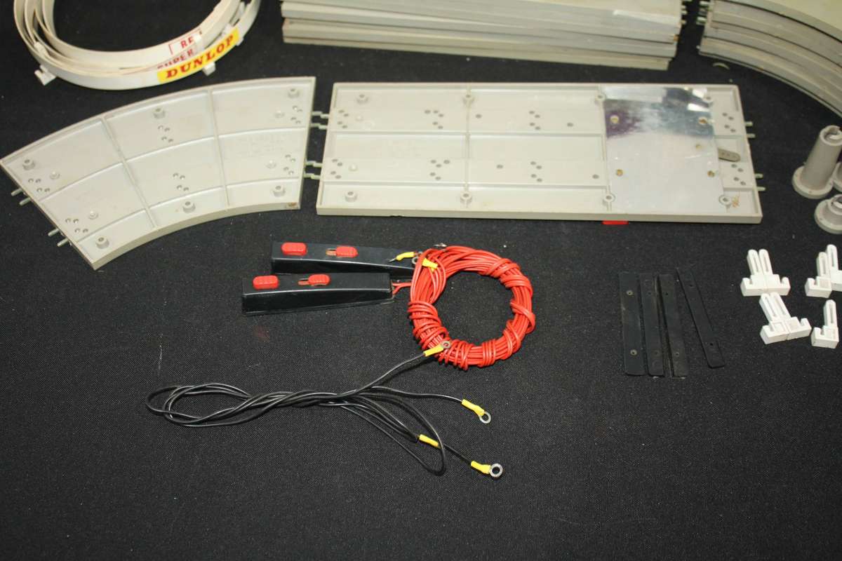 Early 1960's Wrenn slot car race track
