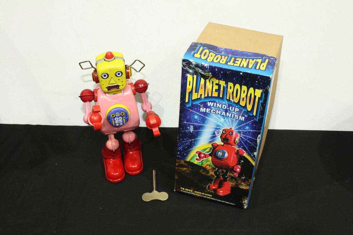 Planet Robot Wind-up metal robot toy