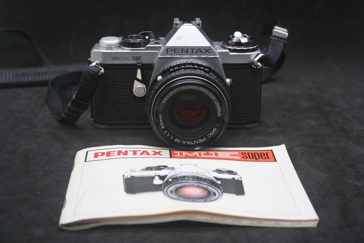 Pentax ME Super SLR film camera 50mm Lens