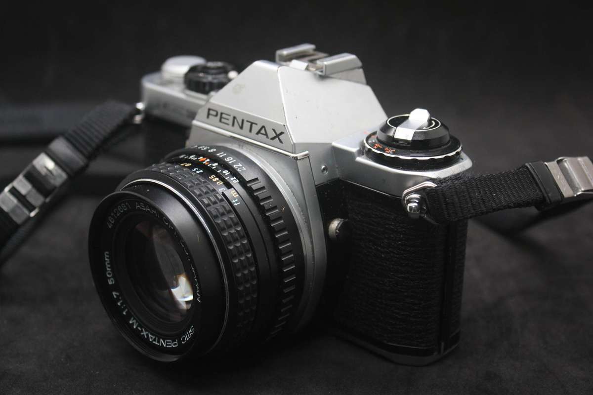 Pentax ME Super SLR film camera 50mm Lens