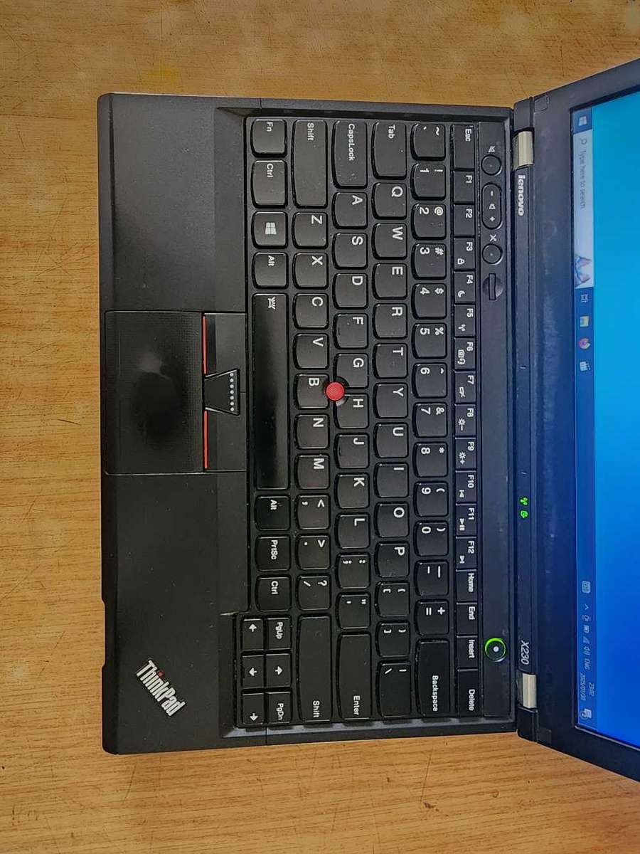 LENOVO THINKPAD X230 ULTRABOOK i5 LAPTOP FOR SALE !!!!