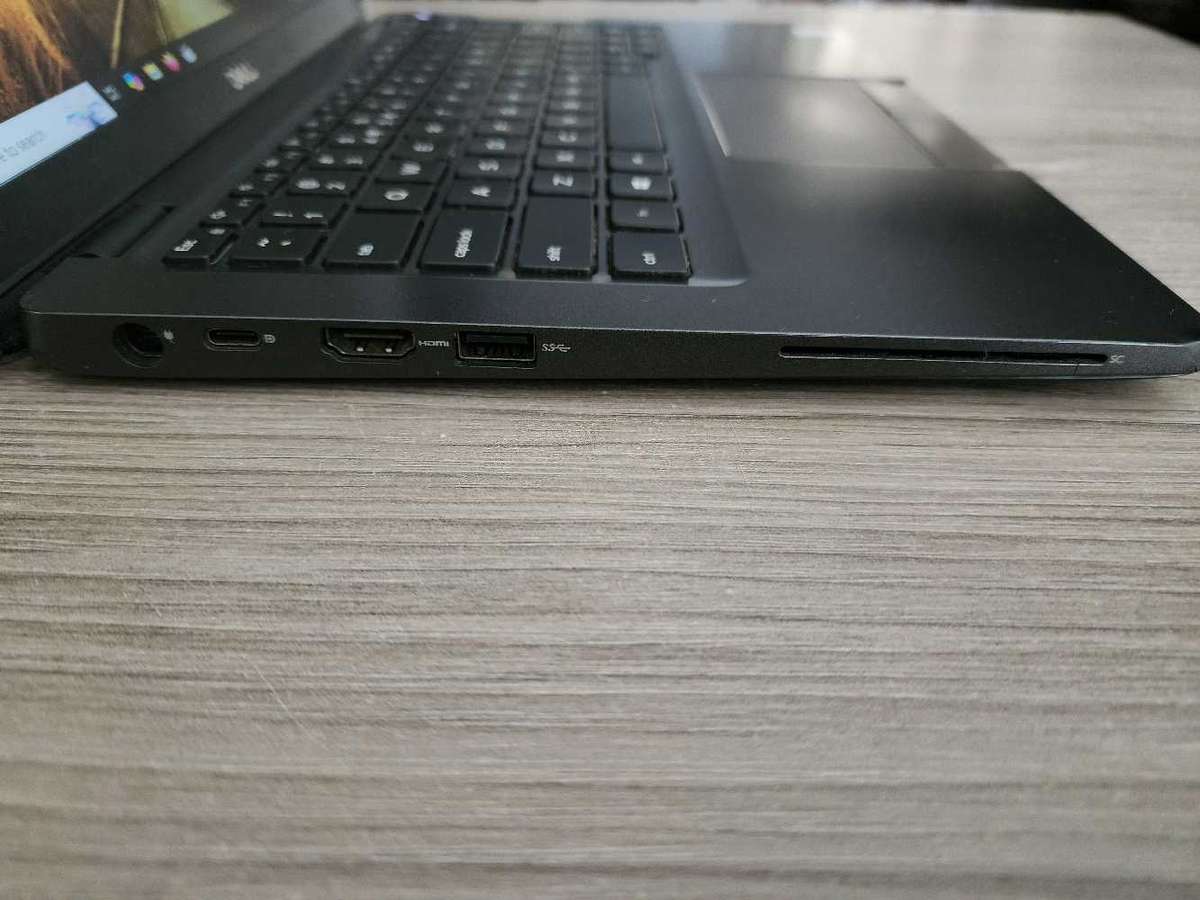 DELL LATITUDE 5300 I5 8TH GEN ULTRABOOK LAPTOP PLEASE READ AD !!!!