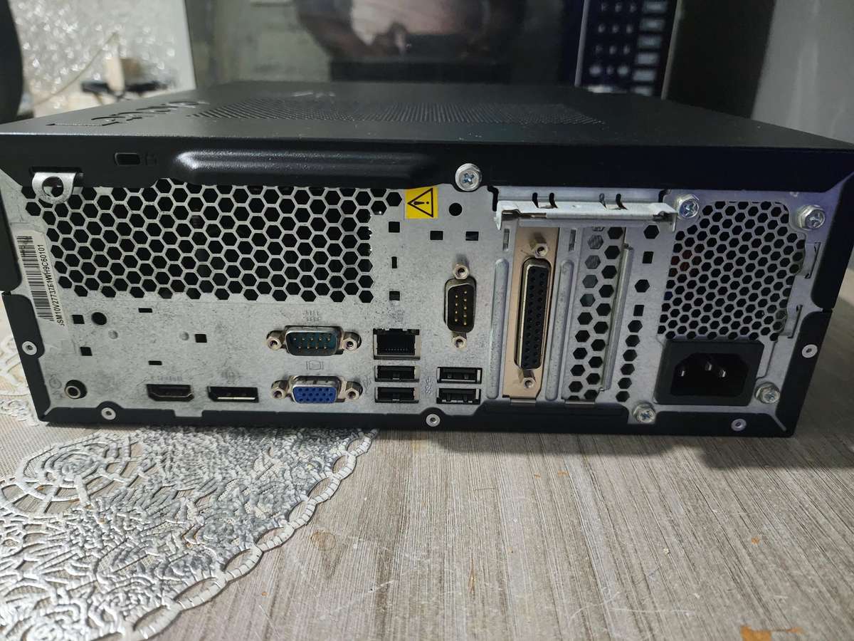 LENOVO V530S i5 9TH GEN SFF DESKTOP PC FOR SALE !!!!