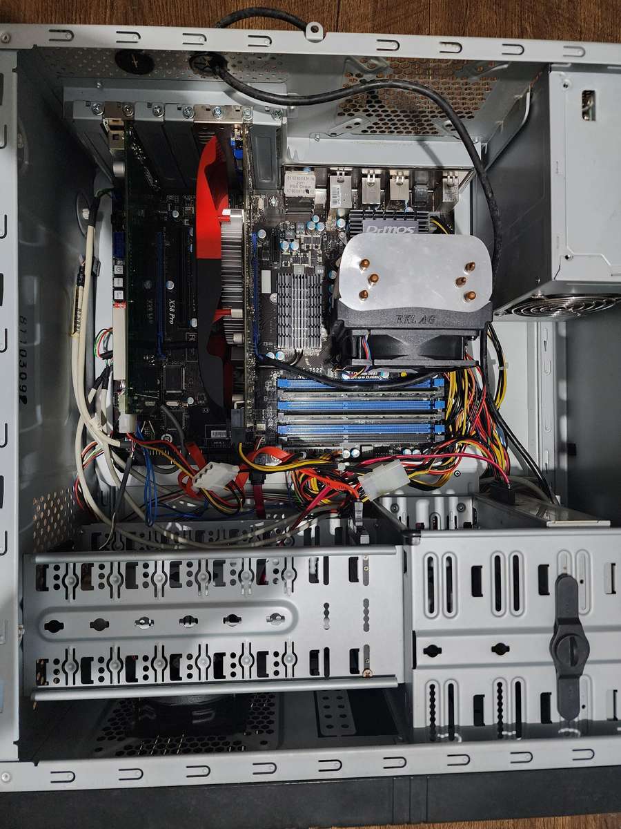 MSI Basic Gaming Tower PC i7 1st Gen with Graphic Card