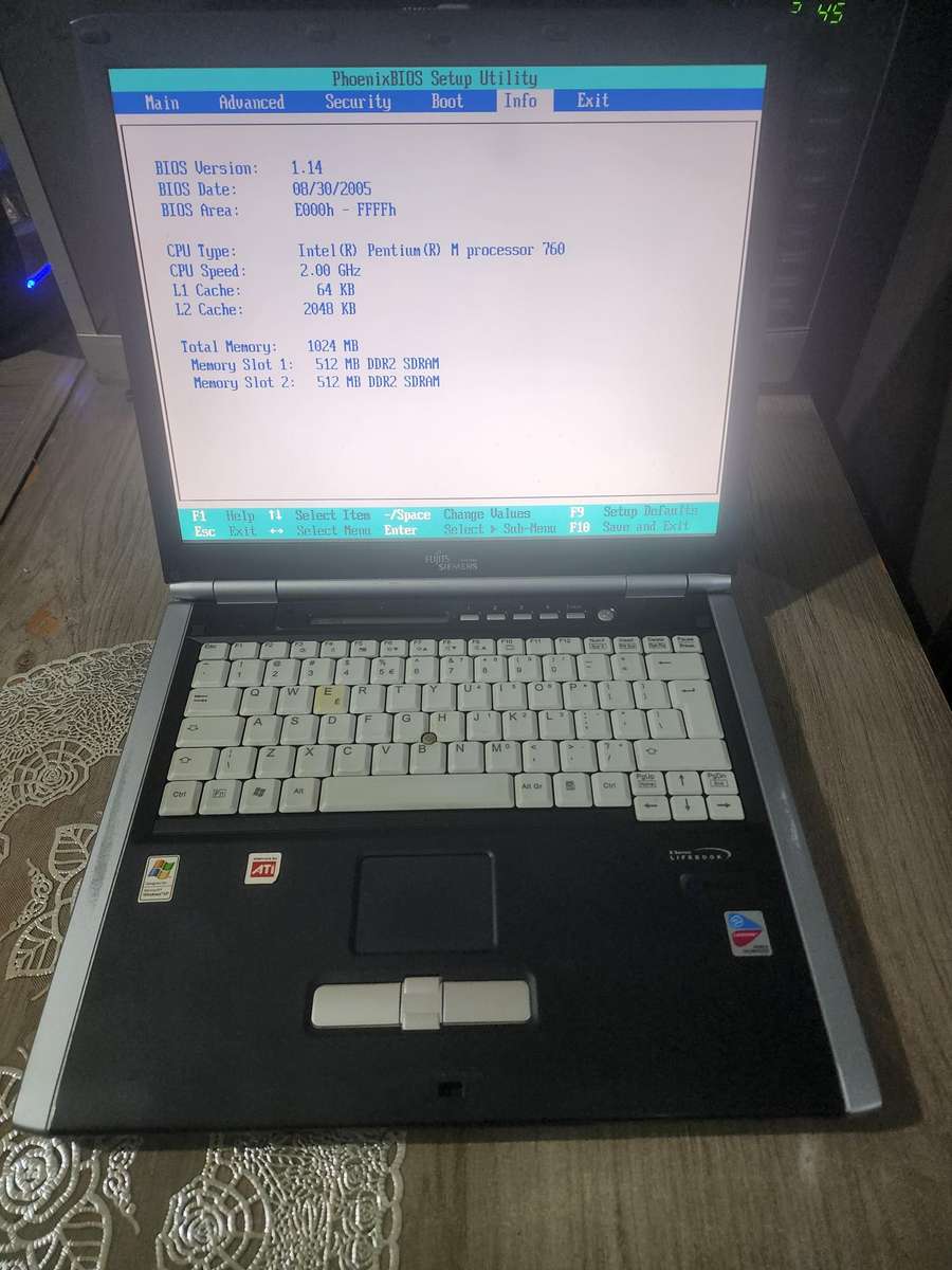Fujitsu Siemens Lifebook E8020 Laptop