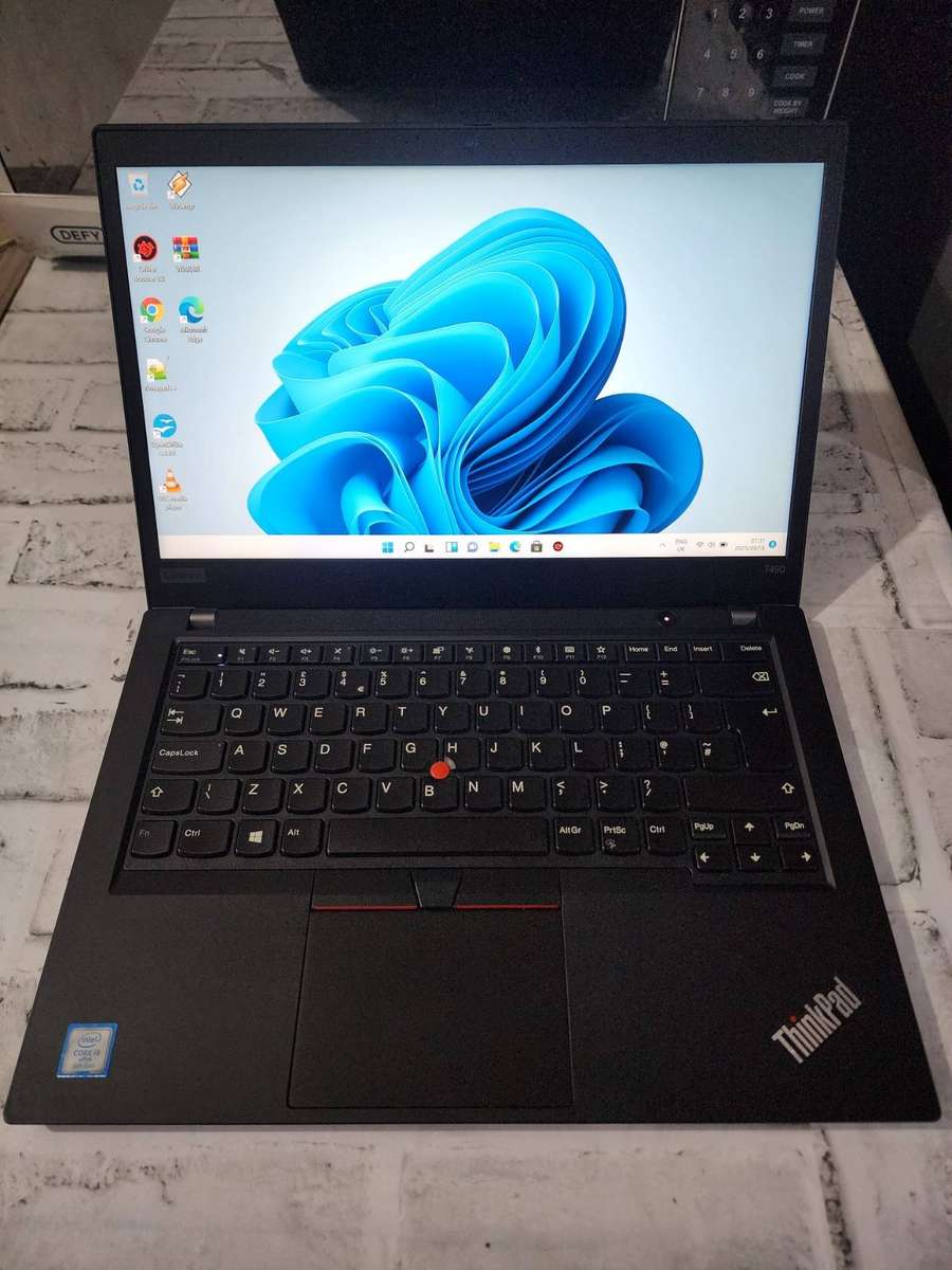 LENOVO THINKPAD T490 i5 8TH GEN TOUCH SCREEN BUSINESS ULTRABOOK FOR SALE !!!!!