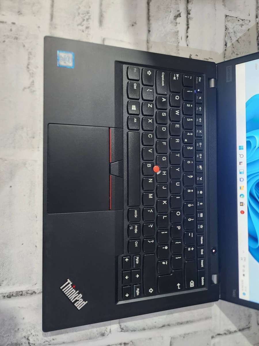 LENOVO THINKPAD T490 i5 8TH GEN TOUCH SCREEN BUSINESS ULTRABOOK FOR SALE !!!!!