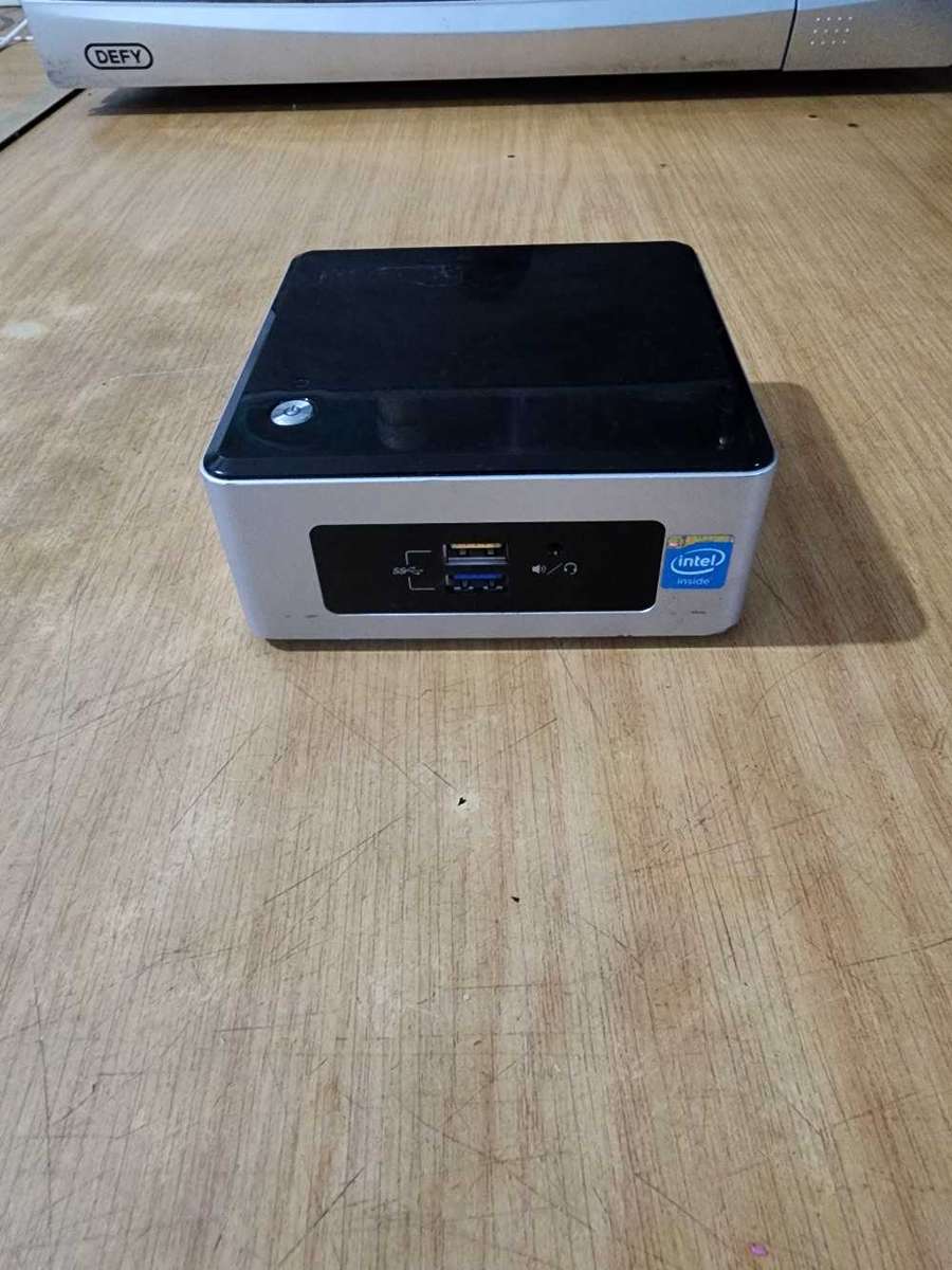 INTEL NUC 5 MINI PC FOR SALE !!!!