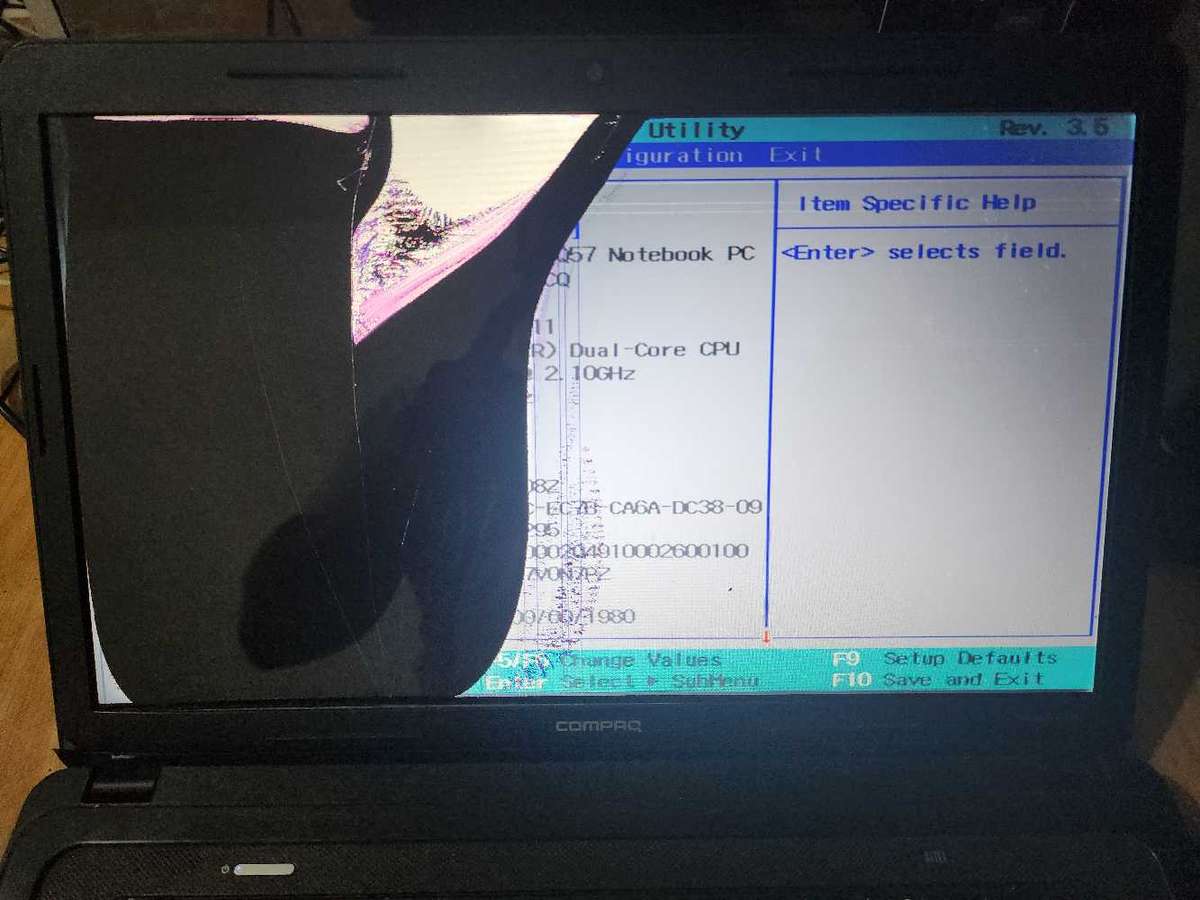 HP COMPAQ LAPTOP FOR SPARES PLEASE READ AD !!!