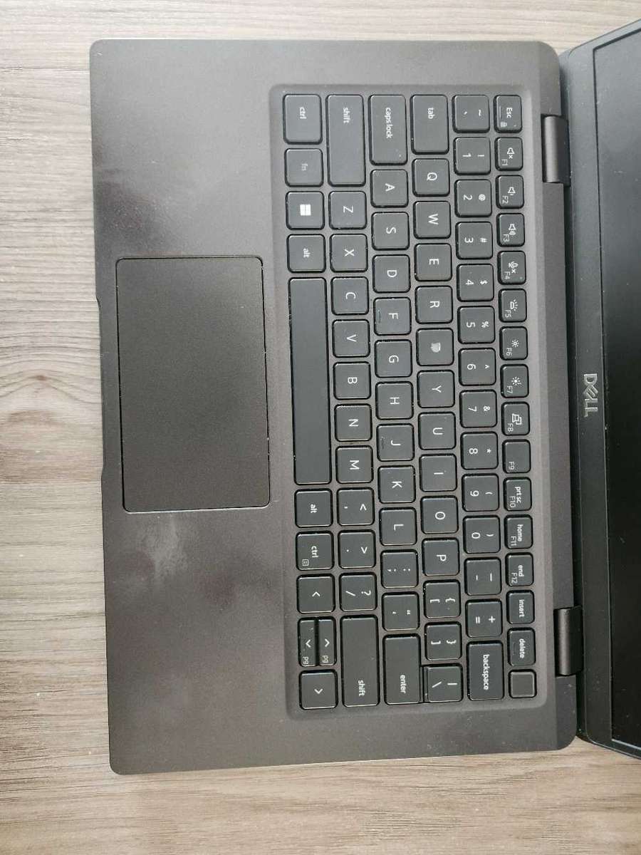 DELL LATITUDE 7330 12TH GEN LAPTOP FOR SPARES PLEASE READ AD !!!