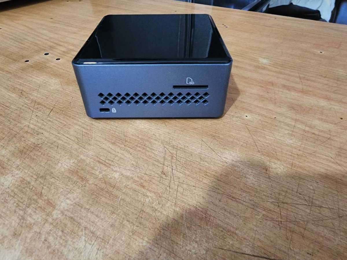 INTEL NUC 6 CAY MINI PC FOR SALE !!!!!