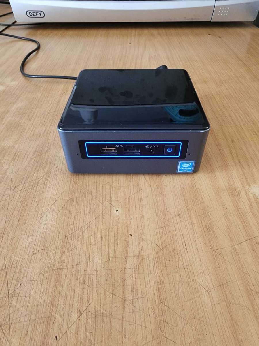 INTEL NUC6CAY MINI PC FOR SALE !!!!