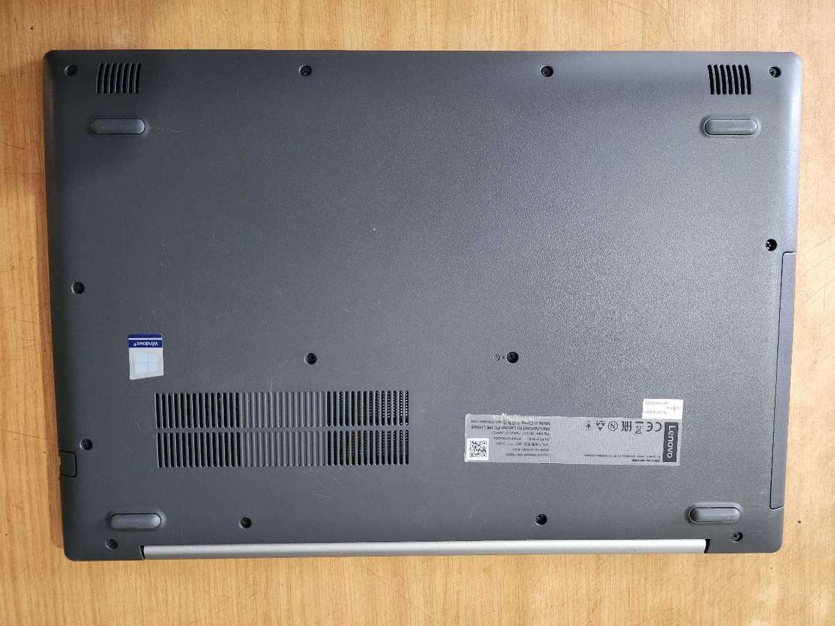 LENOVO IDEAPAD 330 IGM LAPTOP FOR SALE !!!!