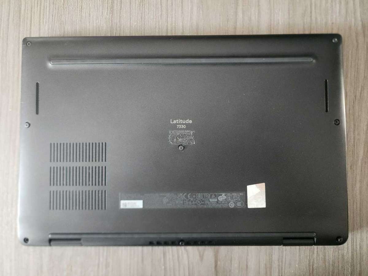 DELL LATITUDE 7330 12TH GEN LAPTOP FOR SPARES PLEASE READ AD !!!