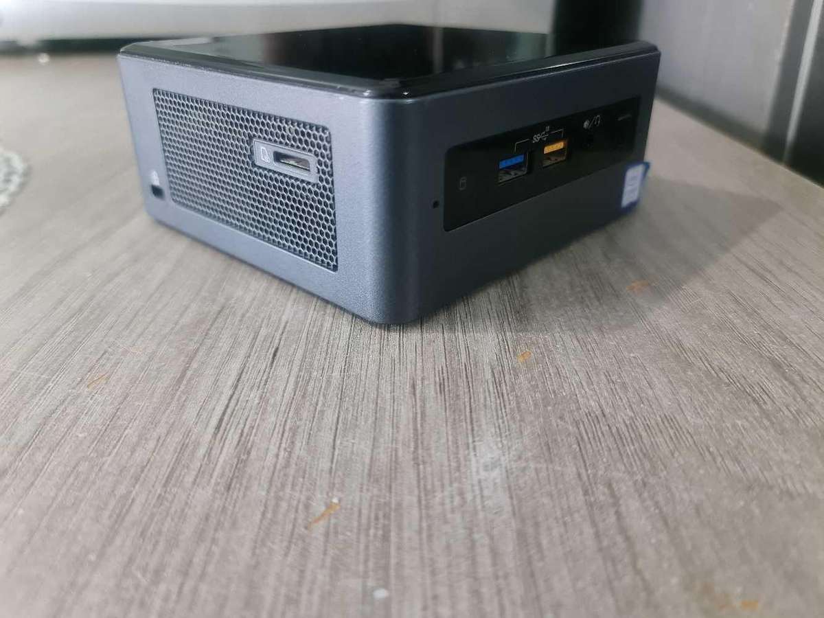 INTEL NUC i3 8TH GEN MINI PC FOR SALE !!!!