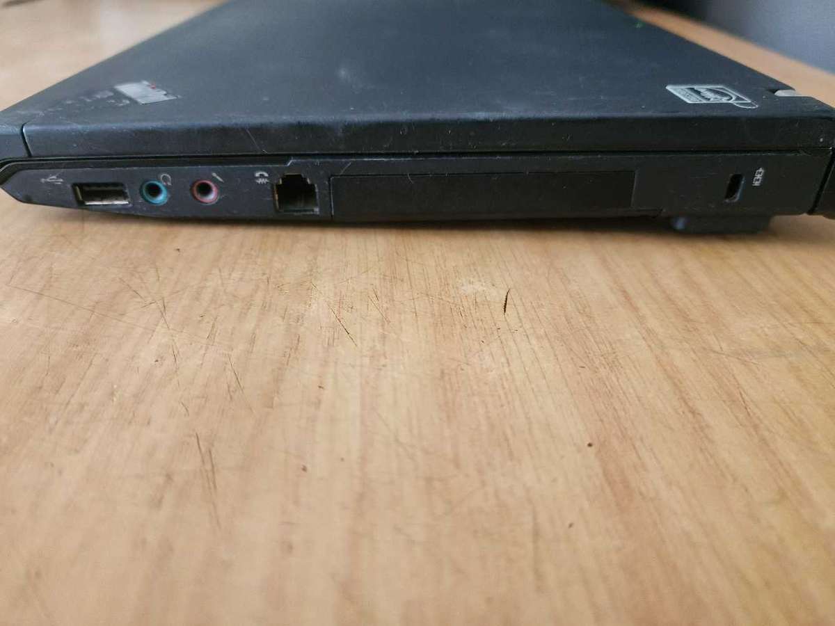 LENOVO THINKPAD X200 ULTRABOOK LAPTOP FOR SALE PLEASE READ AD !!!