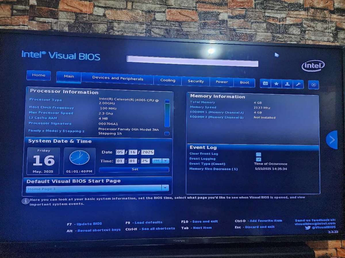 INTEL NUC 7 MINI PC FOR SALE !!!