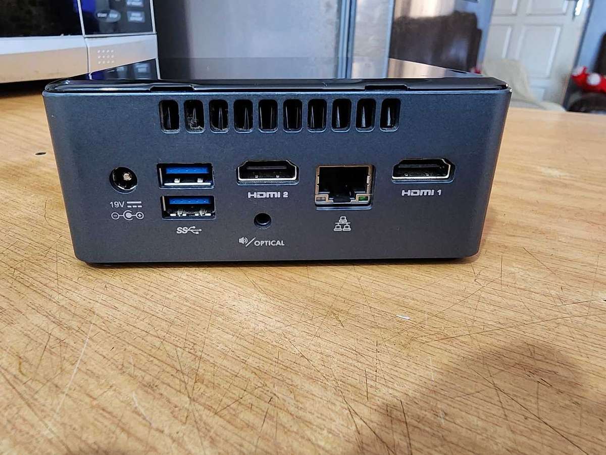 INTEL NUC 7 CJYH MINI PC FOR SALE