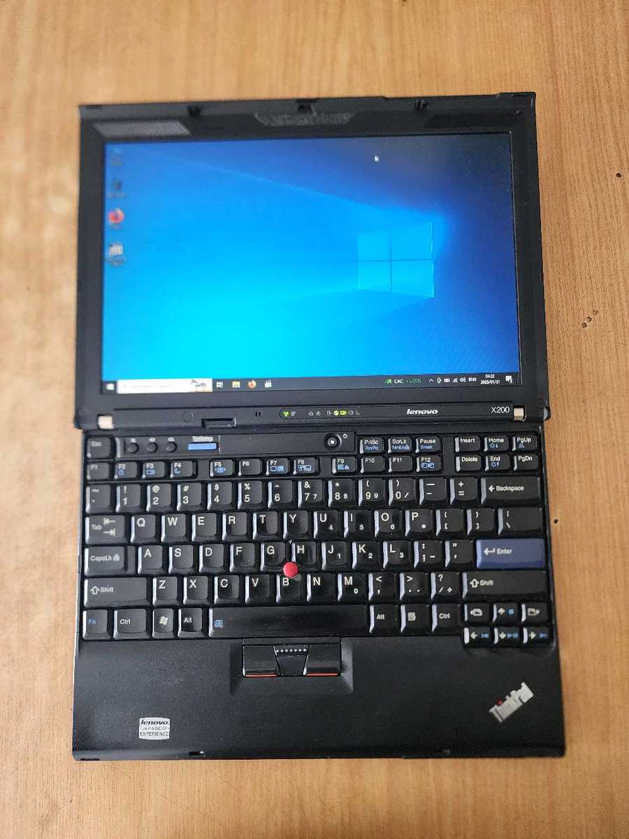 LENOVO THINKPAD X200 ULTRABOOK LAPTOP FOR SALE PLEASE READ AD !!!