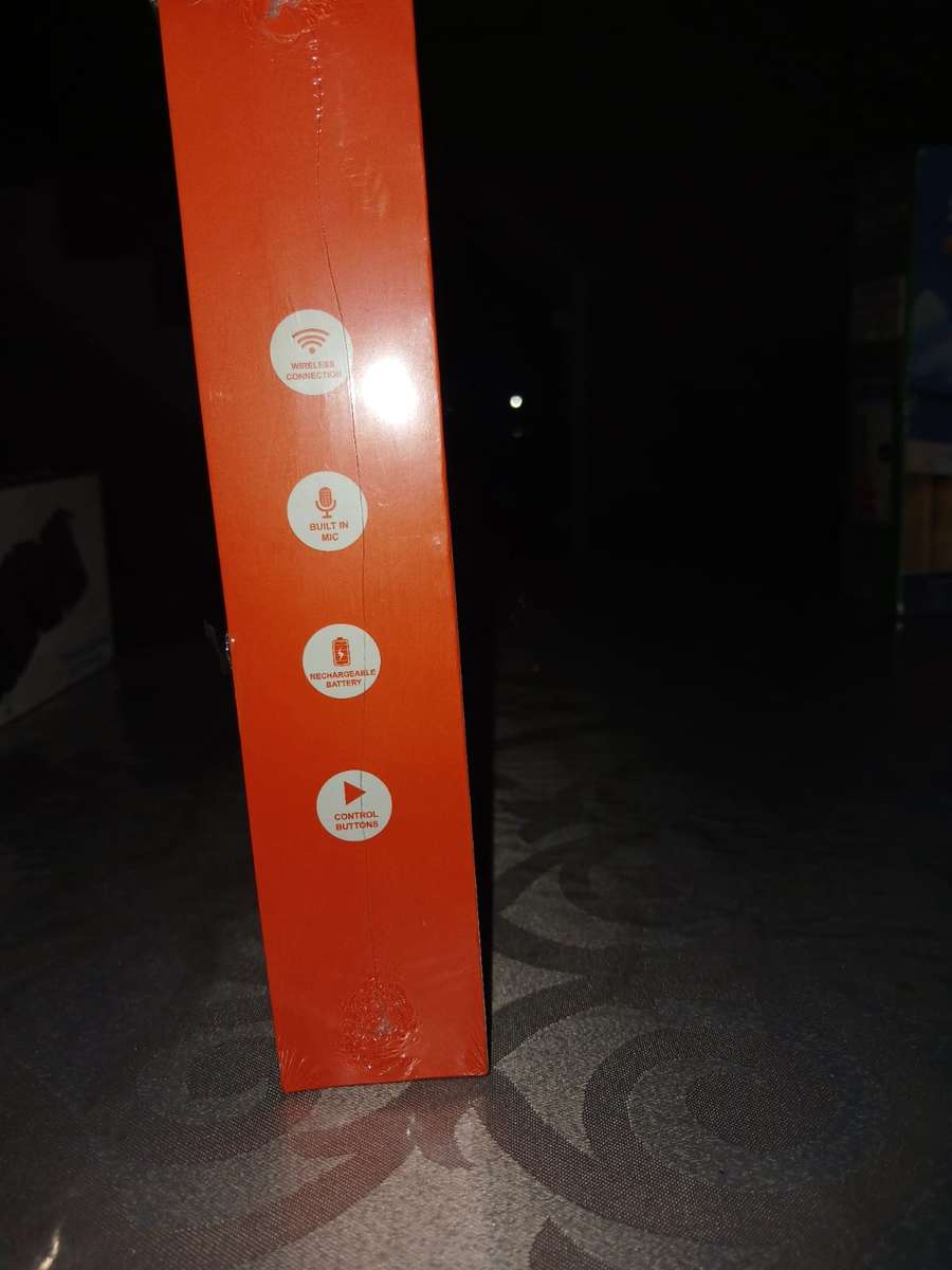 JBL T500 wireless bluetooth headphone