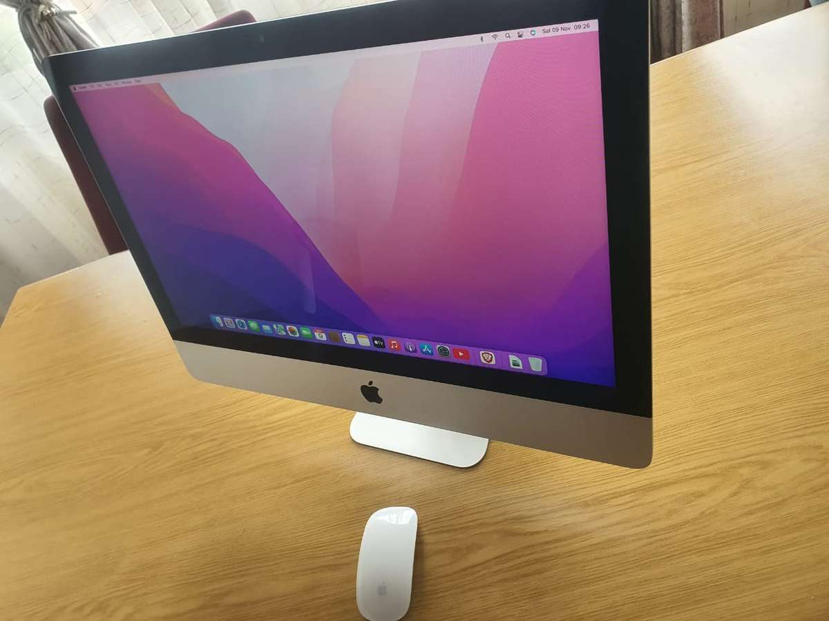 Apple iMac 21.5 Inch Late 2015 Intel Core i5 1TB HDD/8GB RAM