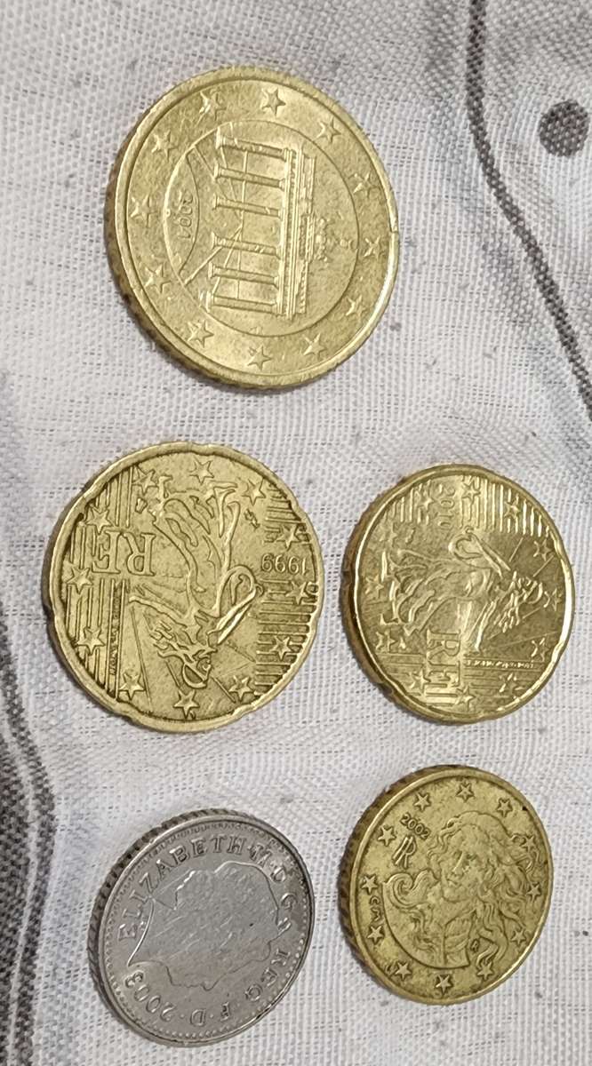 COLLECTION OF OLD EURO COINS