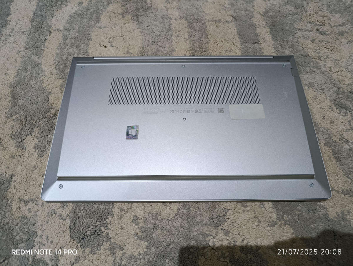 HP ProBook 450 G8 15.6" Notebook - 11th Gen Intel Core i5-1135G7, 256GB SSD 8GB RAM Xe Graphics