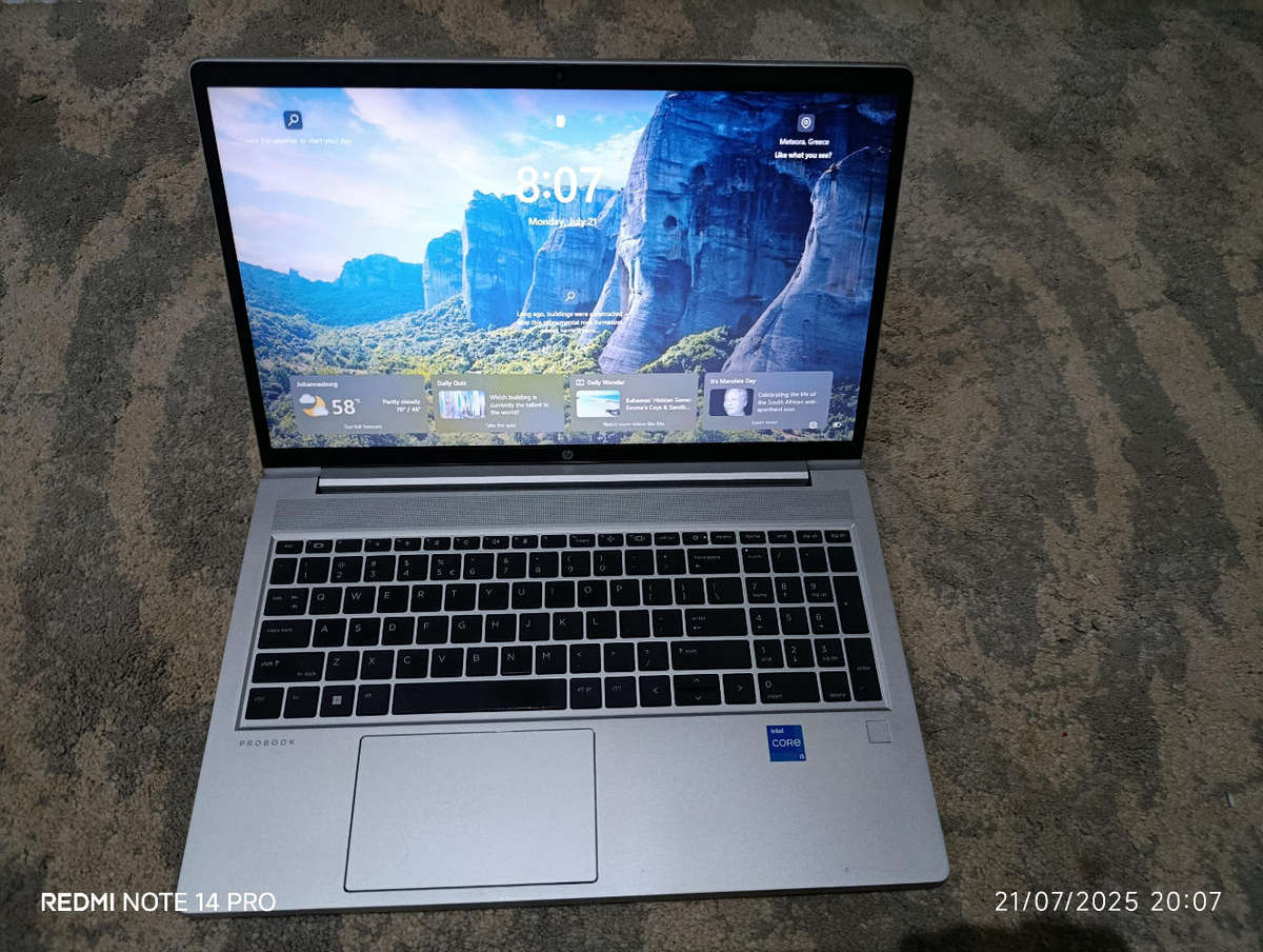 HP ProBook 450 G8 15.6" Notebook - 11th Gen Intel Core i5-1135G7, 256GB SSD 8GB RAM Xe Graphics