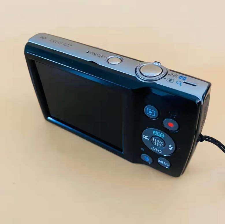 Canon IXUS 177