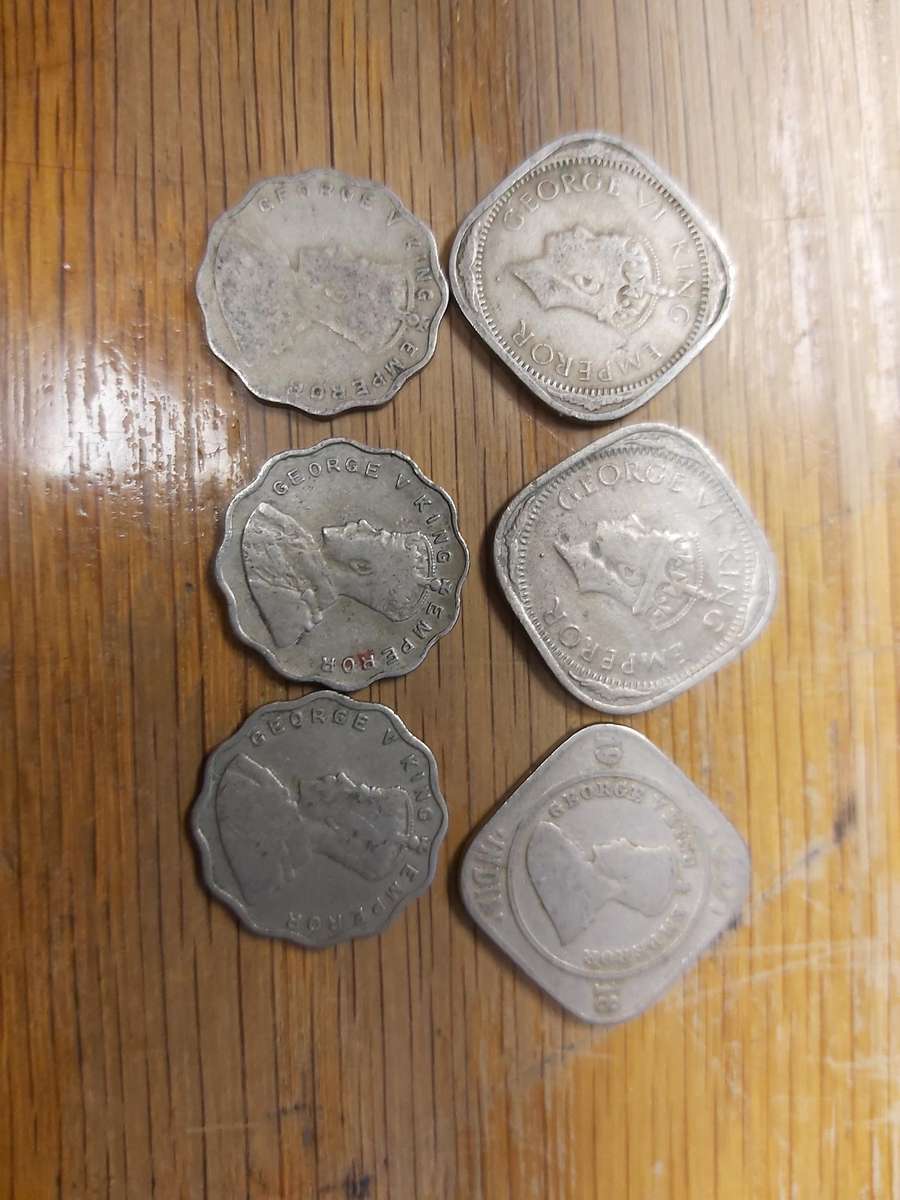 INDIA COINS 1 ANNA (1918,1922,1929) AND 2 ANNA (1918 AND 2 X1940)