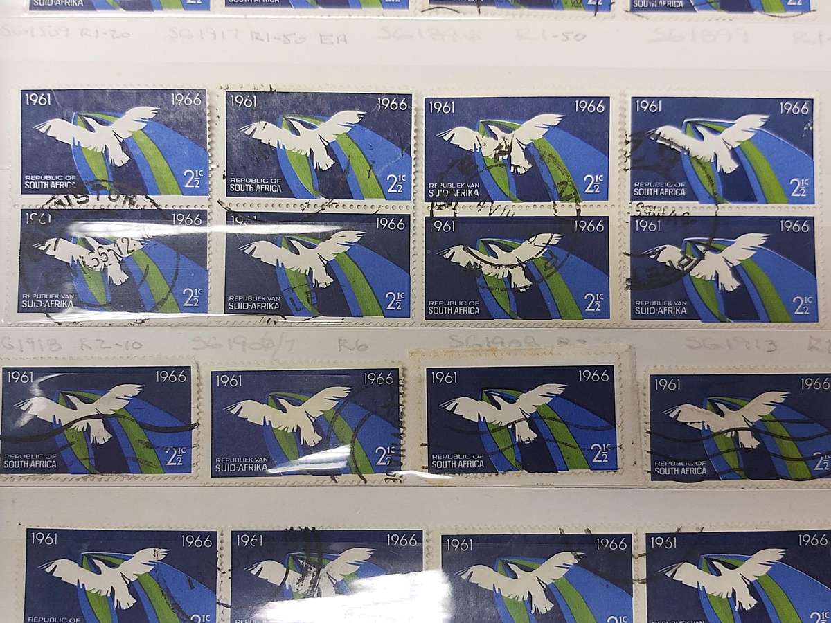 1966 RSA 2 1/2C STAMPS COLOR SHIFT VARIETIES