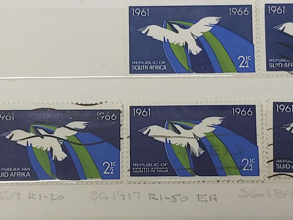 1966 RSA 2 1/2C STAMPS COLOR SHIFT VARIETIES