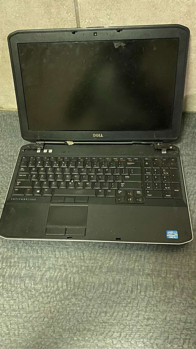 Dell Latitude E5530 for spares