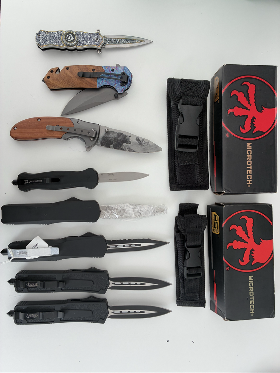 Collection of 8 pocket knives