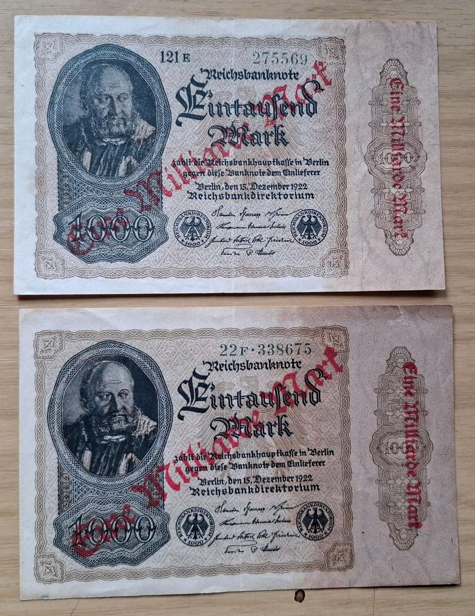 DEUTSCHES REICH Two 1 Milliarde Mark 1923 banknotes - Germany - different watermarks