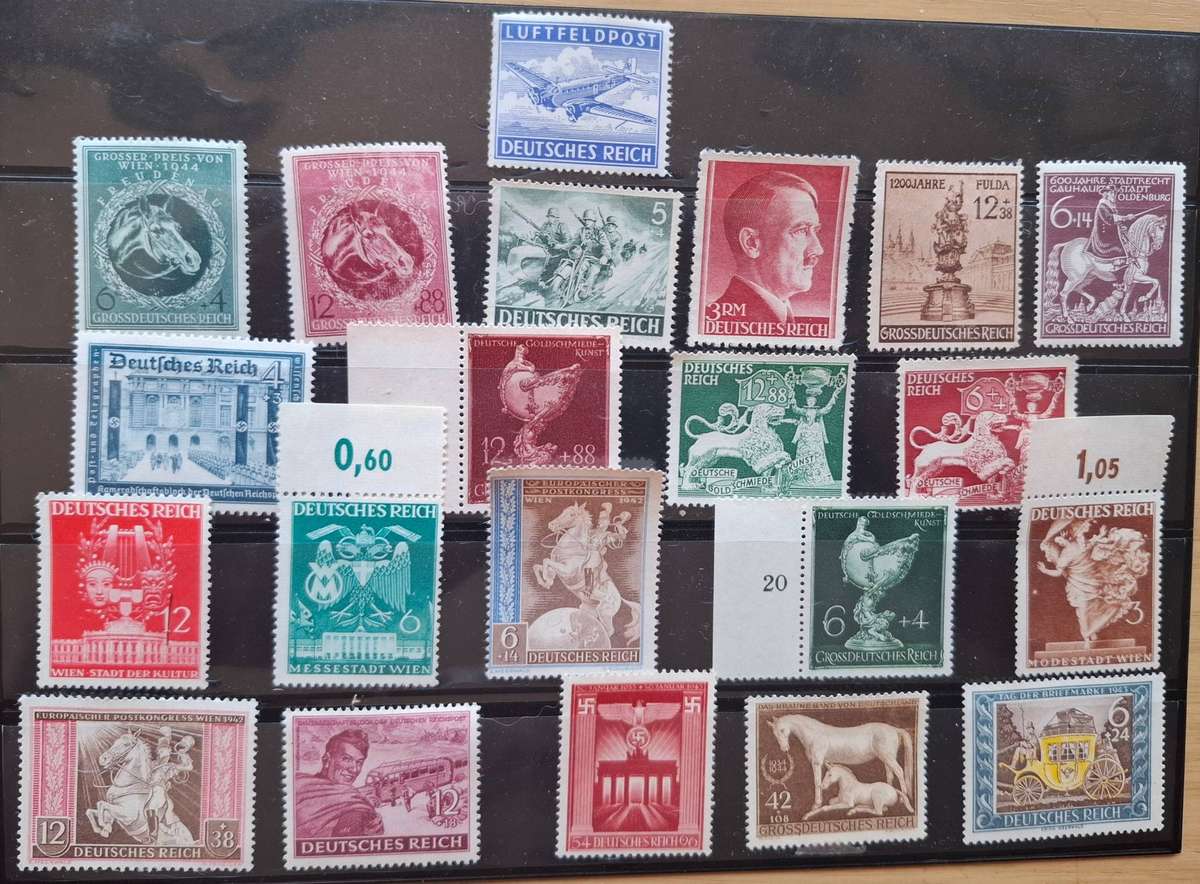 DEUTSCHES REICH lucrative Third Reich collection, no doubles, some mint, all unhinged