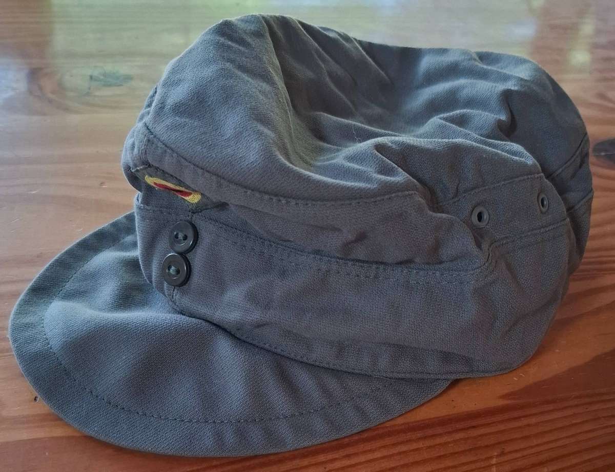 GERMAN FIELD CAP - military equipment and collectible - size ca. 58/59