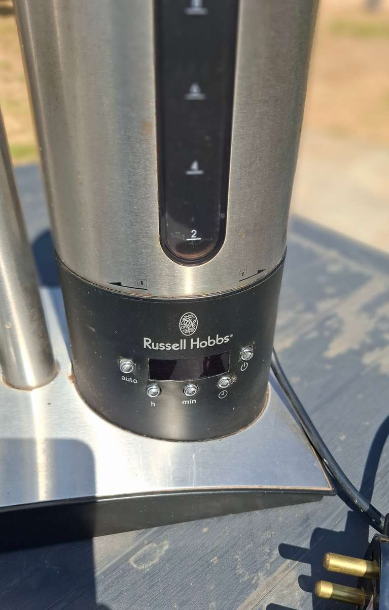 RUSSELL HOBBS Filter Coffee Machine - ***fully functional***