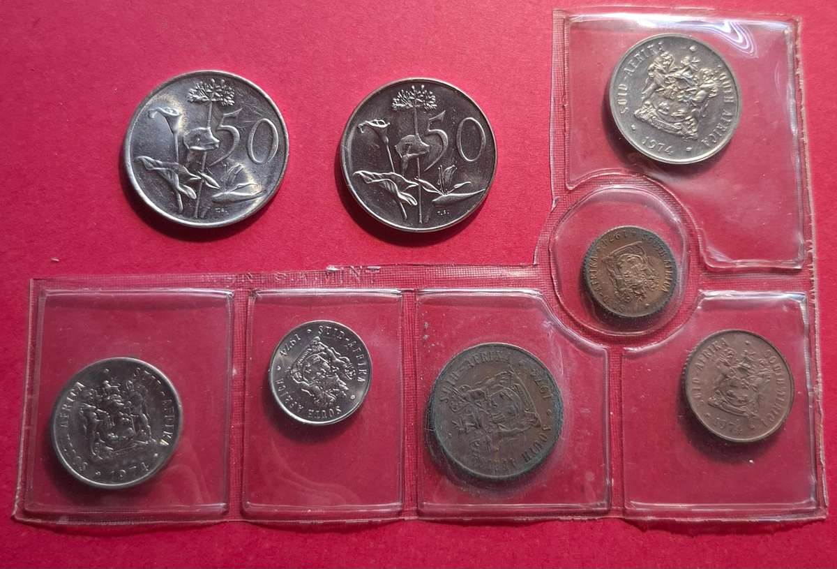 1974 UNC PARTIAL COIN SET containing rare Half Cent plus extras - view photos