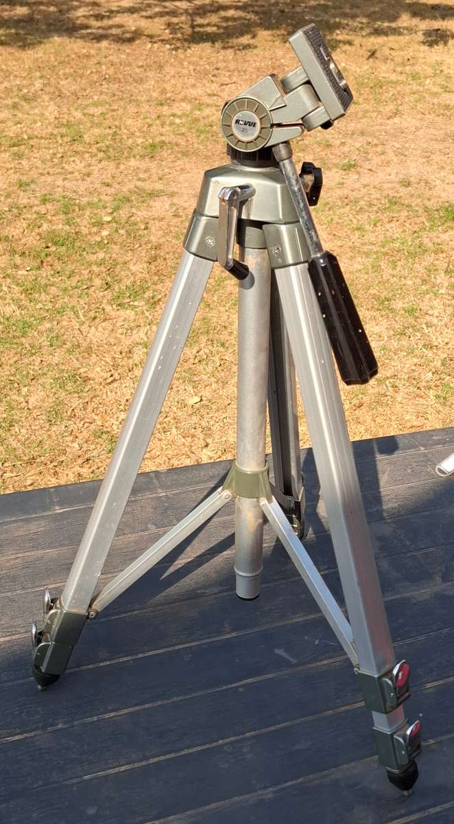 REVUE 25 Tripod - made in Japan