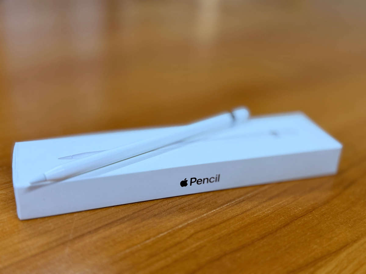 Apple Pencil (1st Generation)  Like New  Only if your IPad has iOS 18