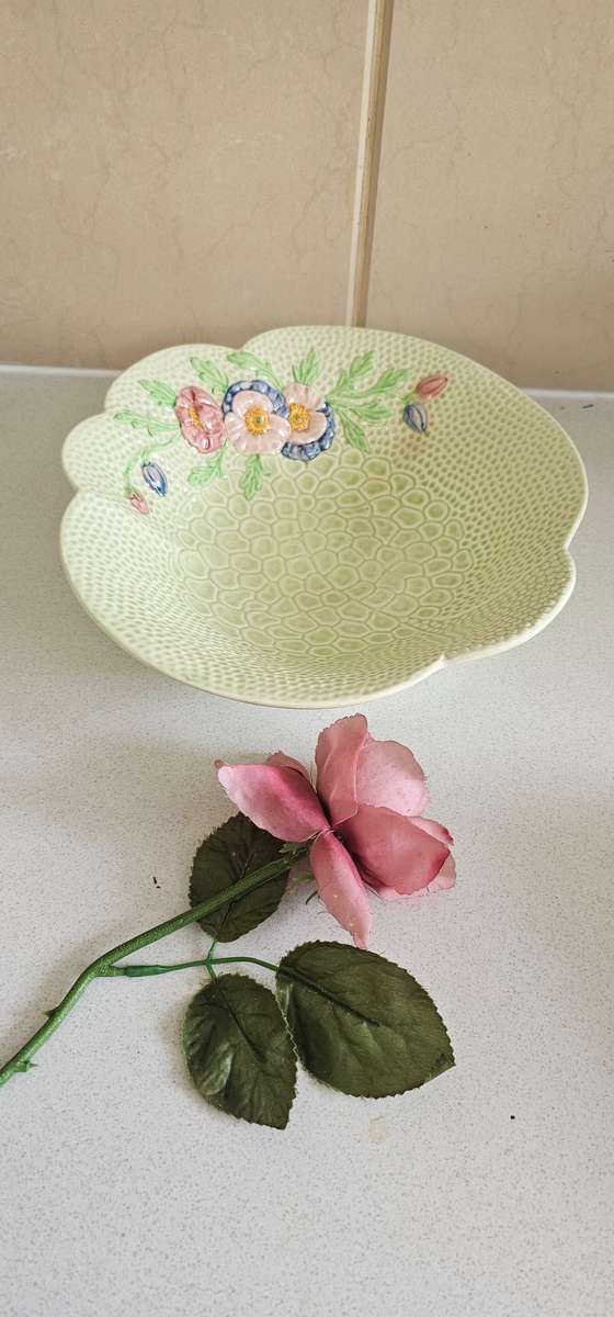 Gorgeous Melbaware bowl